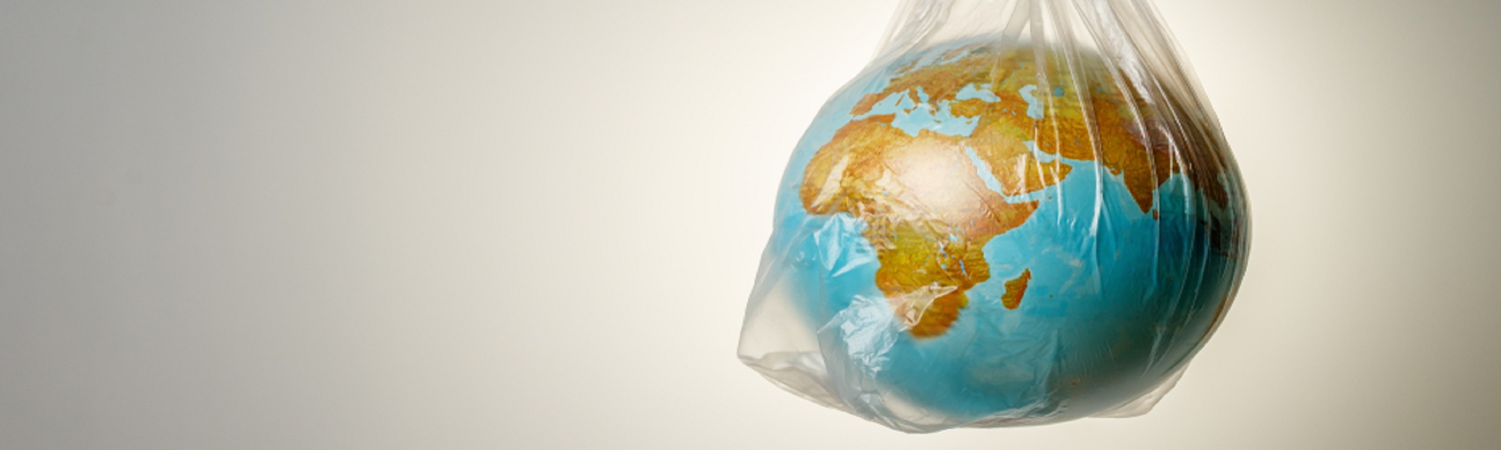 100% del plástico reutilizable en 2025